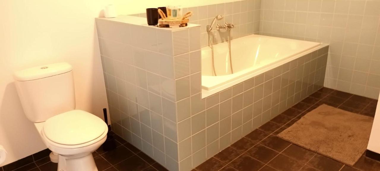 B&B Oldenbosch Holwierde Extérieur photo